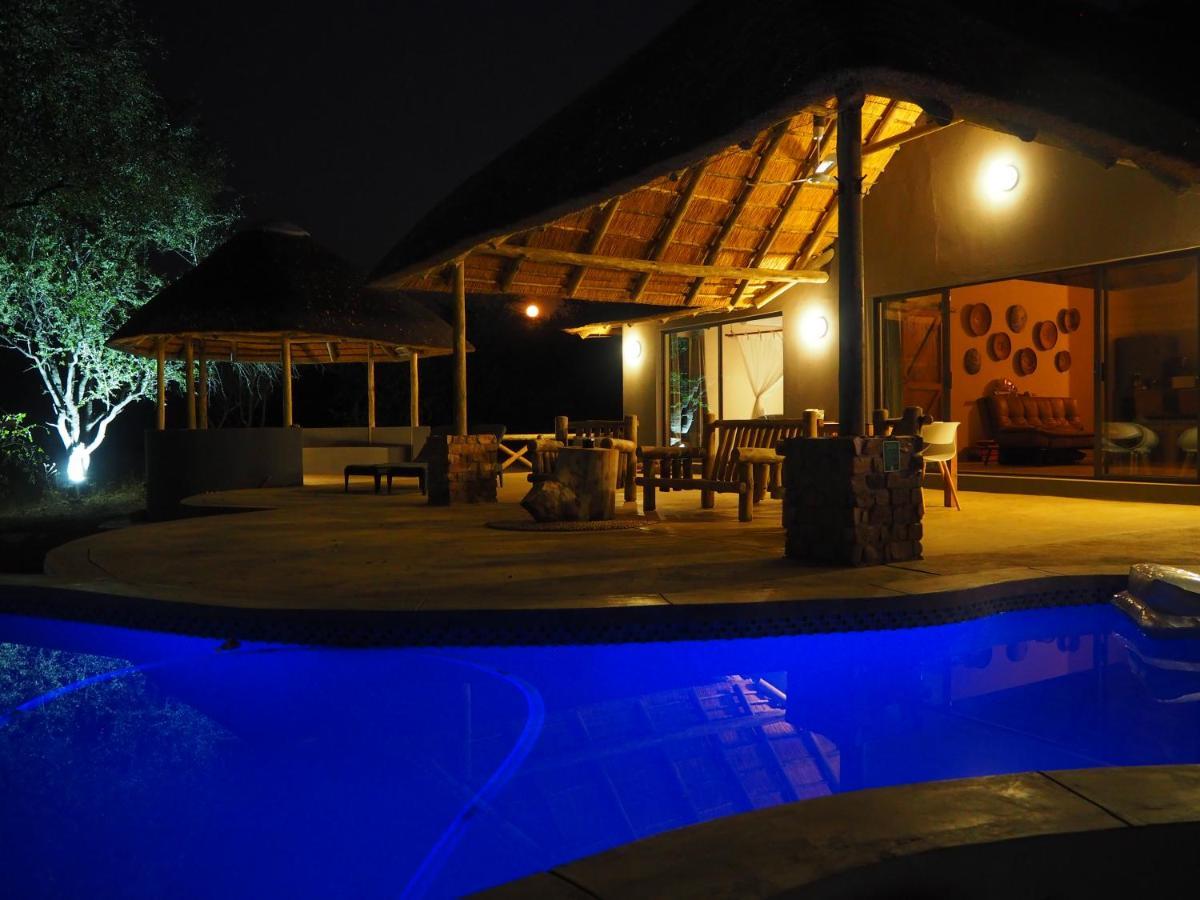 Pata Pata House Villa Marloth Park Bagian luar foto