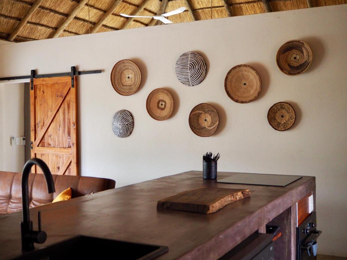Pata Pata House Villa Marloth Park Bagian luar foto